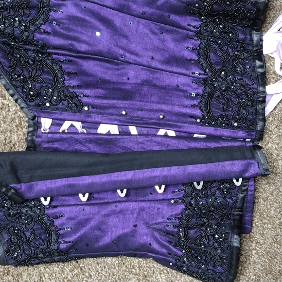 Vintage Goth Beaded Corset - Picture 6 of 16